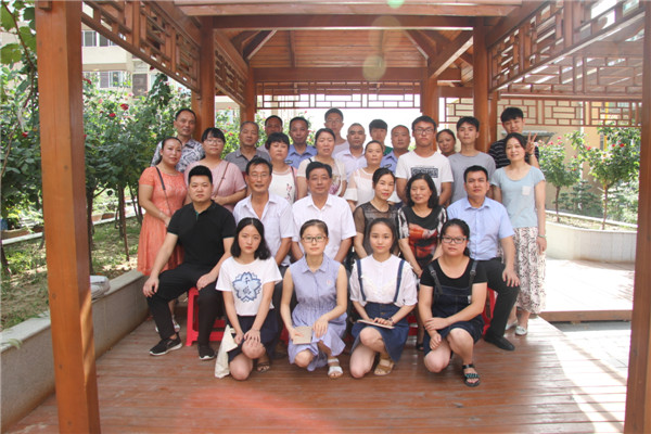 又是一年金秋季，助學圓夢暖人心----2017年寶業(yè)集團“金秋助學”活動圓滿結(jié)束